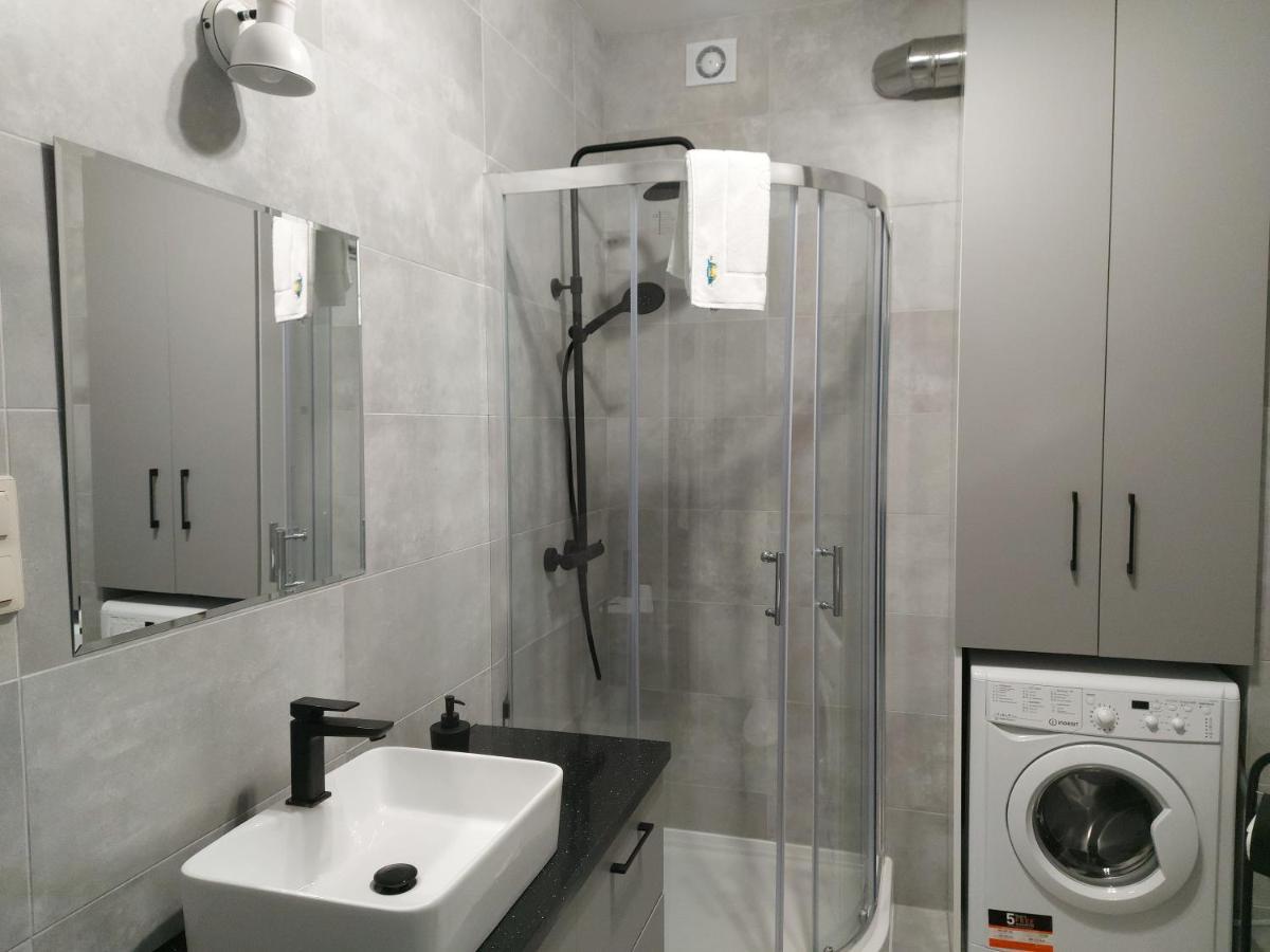 Apartment Z Tarasami: Mietowy Spokoj, Romantyczna Szarosc & Niebieska Elegancja *