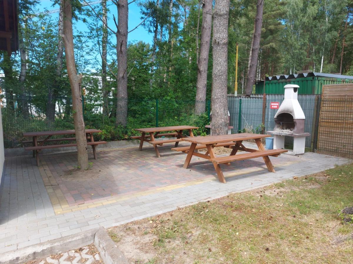 Apartment Z Tarasami: Mietowy Spokoj, Romantyczna Szarosc & Niebieska Elegancja Pobierowo