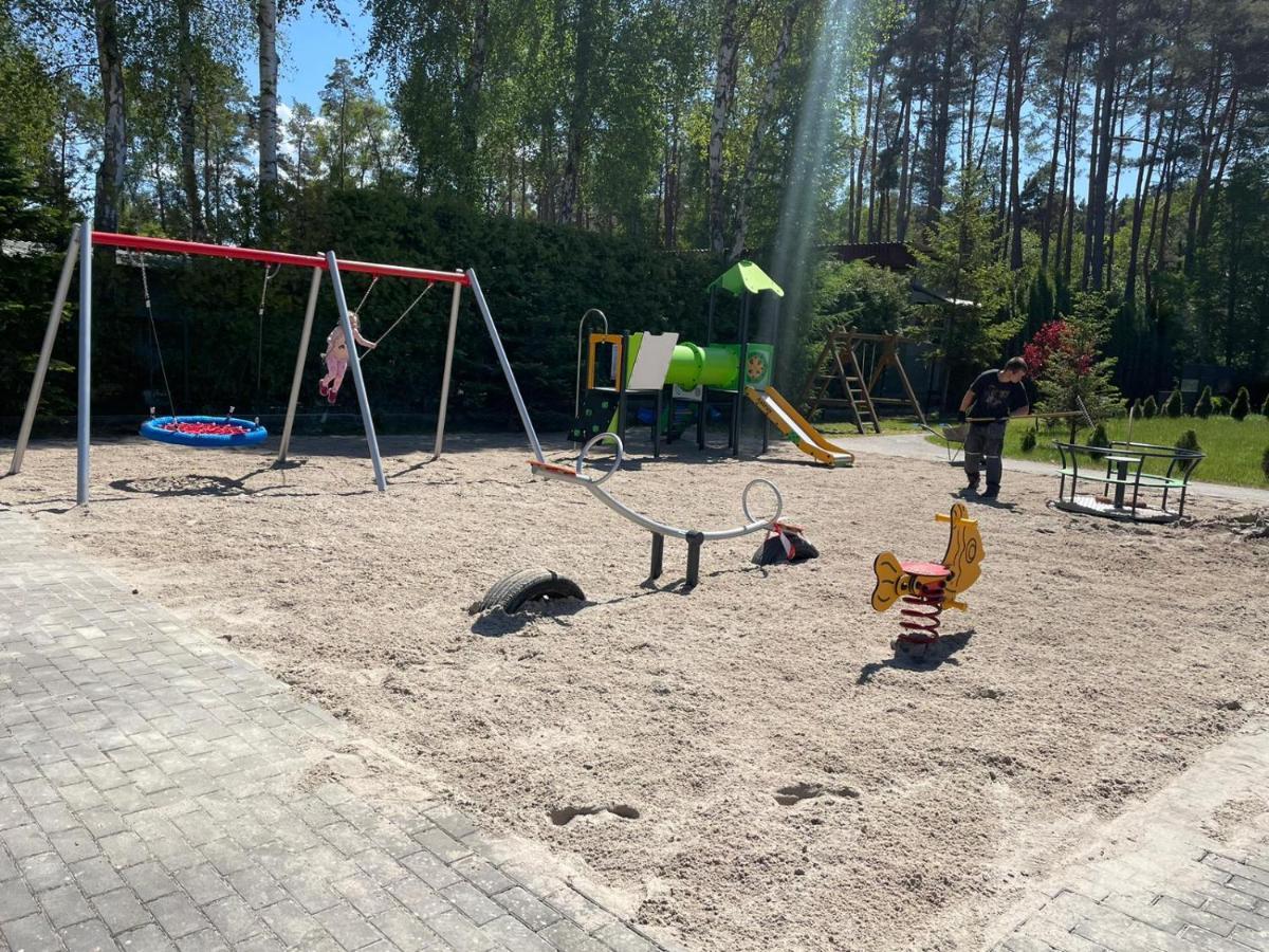 Apartment Z Tarasami: Mietowy Spokoj, Romantyczna Szarosc & Niebieska Elegancja Pobierowo